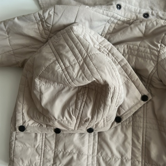 Burberry winter jacket - Picture 8 of 9